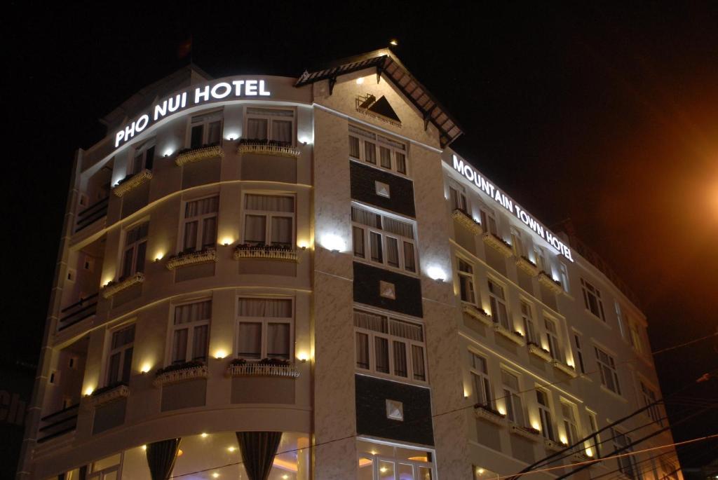 Mountain Town Hotel Da Lat Buitenkant foto