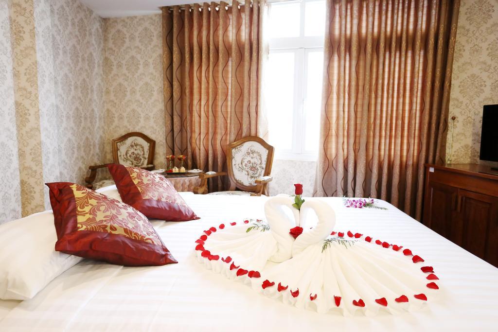 Mountain Town Hotel Da Lat Buitenkant foto