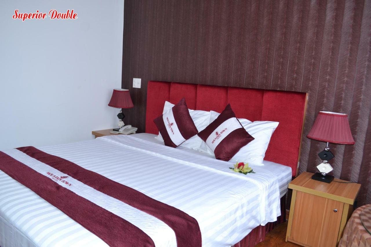 Mountain Town Hotel Da Lat Buitenkant foto